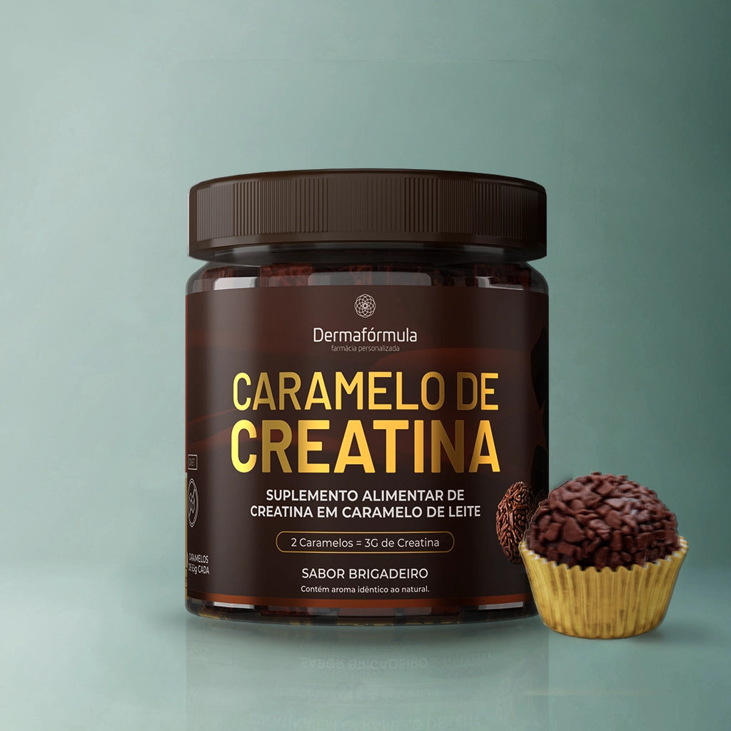 Dermafórmula Melhor Farmácia de Manipulação em Santos | Mockup do pote de Caramelo de Creatina Dermafórmula sabor Brigadeiro. Frasco cilíndrico escuro com tampa preta e rótulo marrom premium com letras douradas. Destaque para a descrição 'Suplemento Alimentar de Creatina em Caramelo de Leite' e a indicação de que 2 caramelos equivalem a 3g de creatina. Imagem inclui ilustração de brigadeiros ao lado do rótulo.