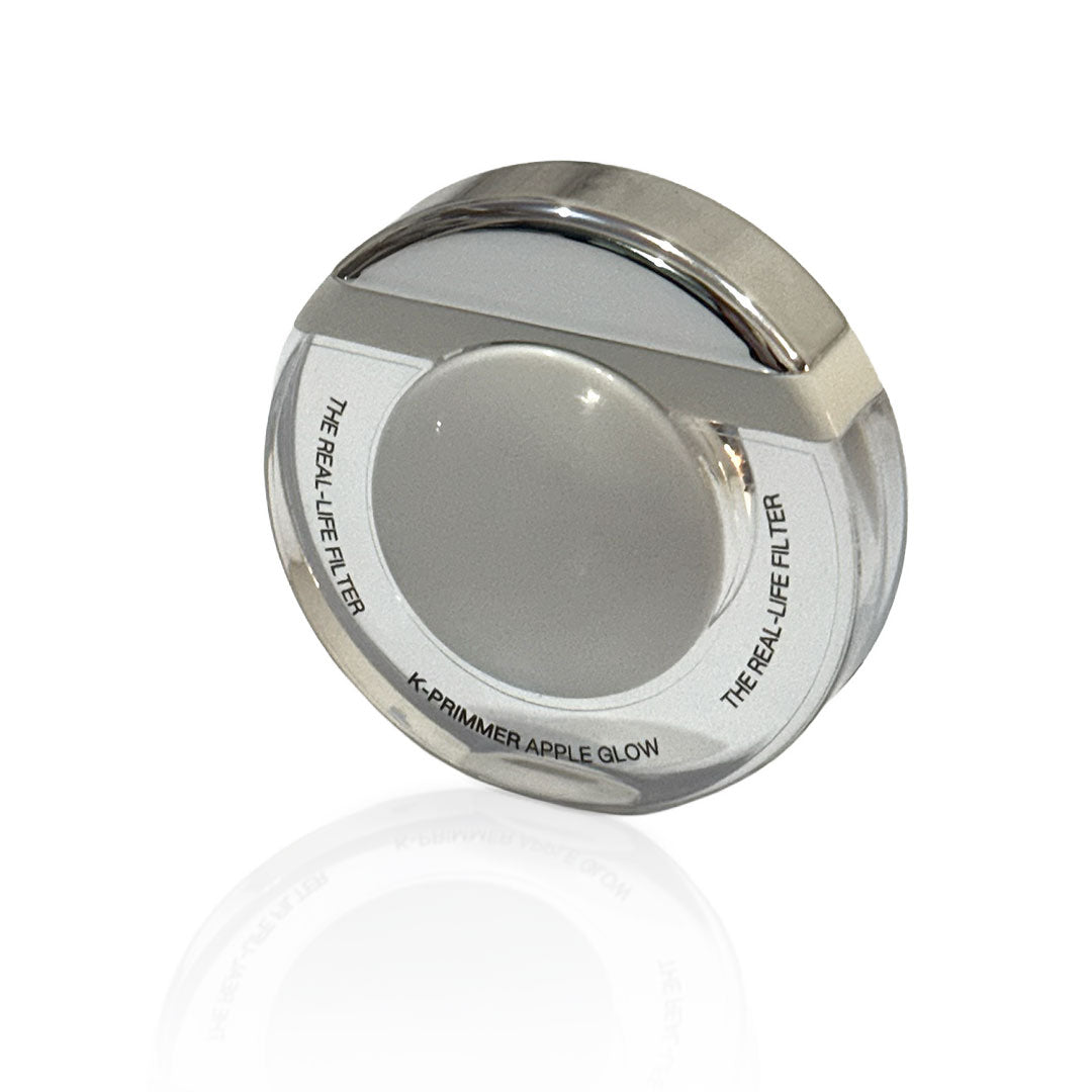 Textura em close-up do Apple Glow mostrando o brilho dourado perolado e a consistência aveludada do primer.

Dermafórmula, a melhor farmácia de manipulação de Santos e da Baixada Santista. Bem-estar autoral, saúde sob medida. Aitvos selecionados com selo de autenticidade e qualidade garantida.