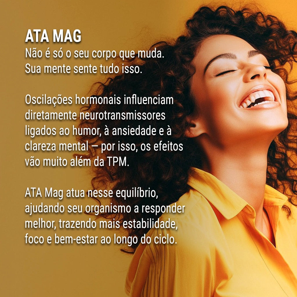 Dermafórmula Melhor Farmácia de Manipulação em Santos | Close do rosto de uma mulher sorridente com olhos fechados e expressão de felicidade em um fundo mostarda. À esquerda, texto informativo sobre o suplemento ATA MAG, enfatizando que os efeitos do ciclo hormonal vão além da TPM e como o produto auxilia na clareza mental e no humor.