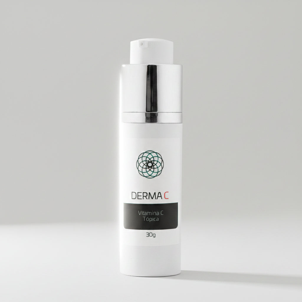 Dermafórmula — Derma C — ✅ Auxilia na uniformização do tom da pele, promovendo luminosidade natural — Saúde sob medida. Bem-estar autoral. — fundo branco